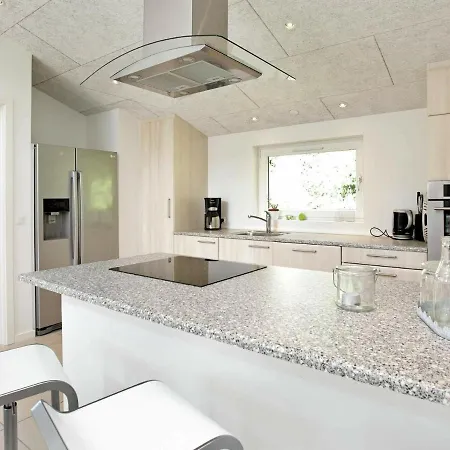 10 Person Holiday In Bl Vand בלבאנד
